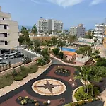 Licia Playa De Americas 아파트